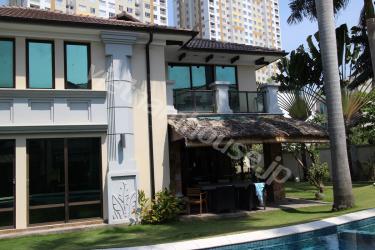 Nice villa with pool and garden in the compound@ Thao Dien
