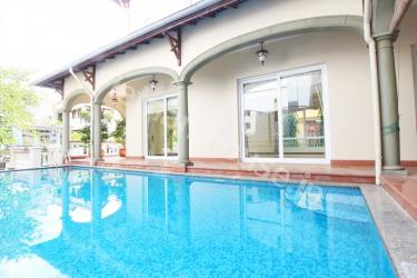 Villa with nice garden and beautiful pool in Thao Dien, District 2.