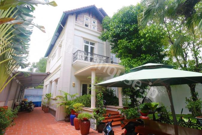 Villa near international schools in Thao Dien