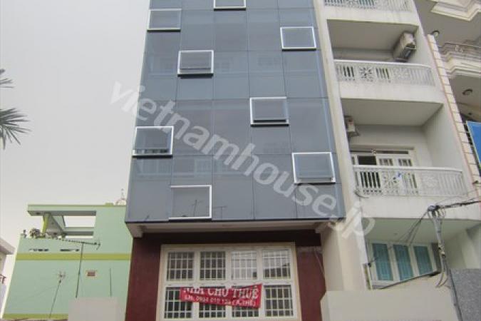 Good house for open office in Phu Nhuan Dist.