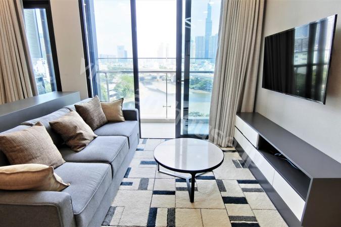 Contemporary and chic Vinhomes condominium designed to the highest standard