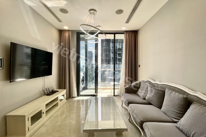 High-floor apartment with panoramic Saigon River View at Vinhomes Golden River