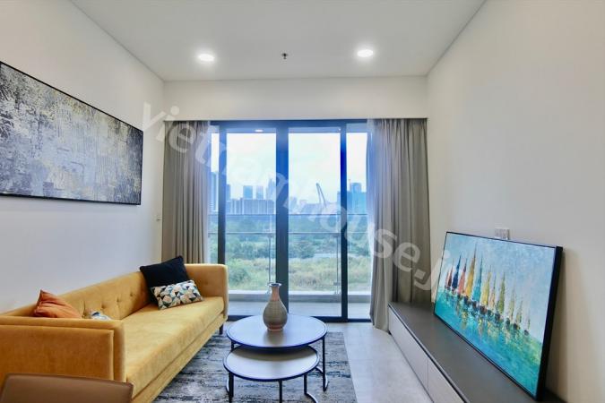 Luxurious One-Bedroom Apartments at The River