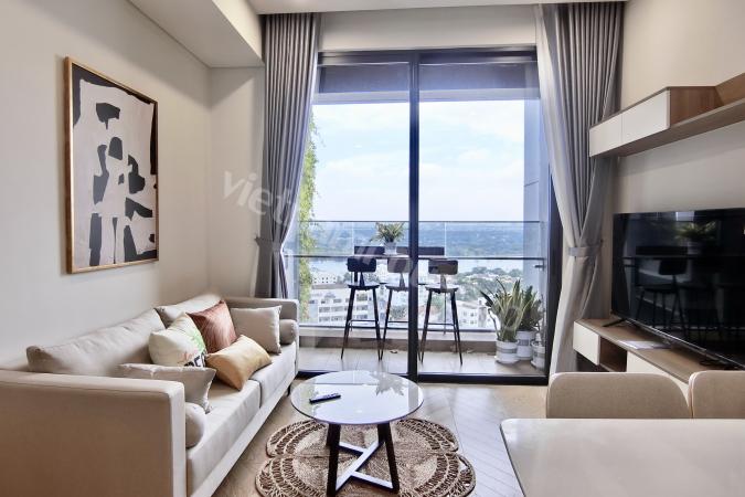 Lumiere: Stunning River View: Elegant 2-Bedroom Apartment 