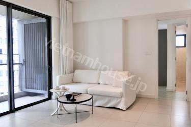 Gateway Thao Dien:2-bedroom apartment with white theme colour