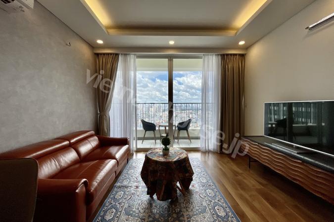 City view 2 bedrooms apartment in Thao Dien Pearl
