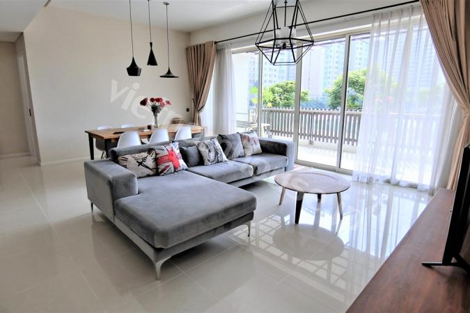 Ample space in Estella apartment for the whole family
