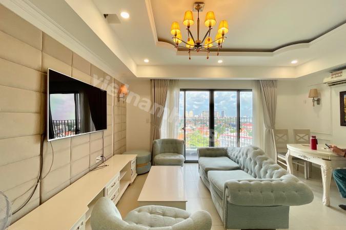 Elegant White & Modern Comfort at Masteri Thảo Điền