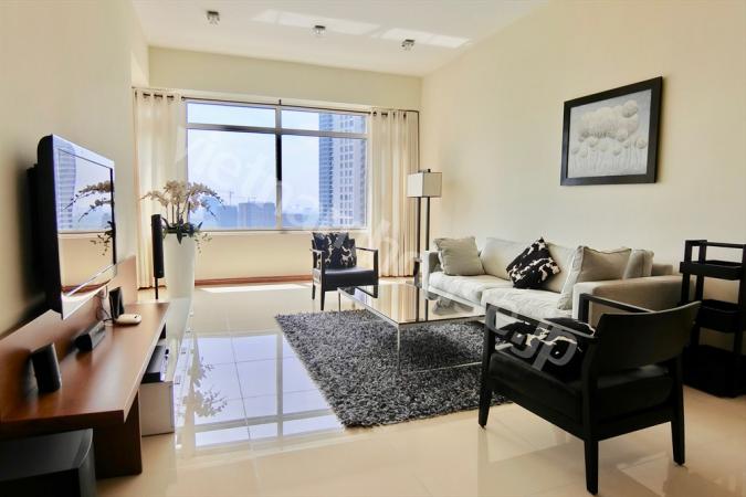 3 bedrooms SAIGON PEARL apartment with nice design for lease