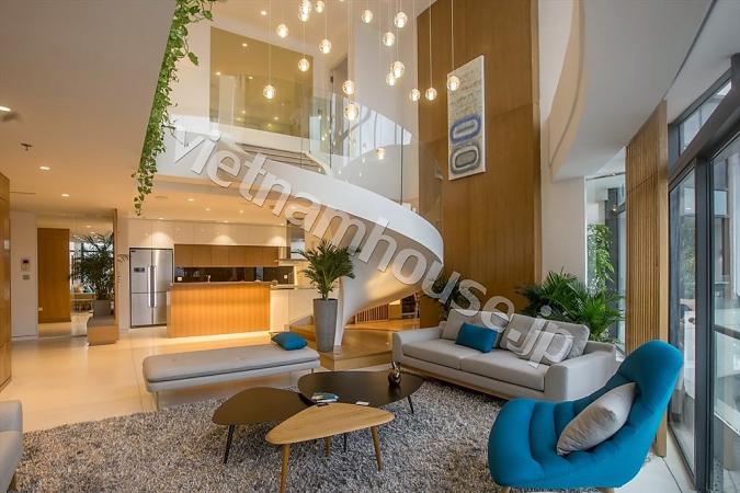 Super cool penthouse in City Garden