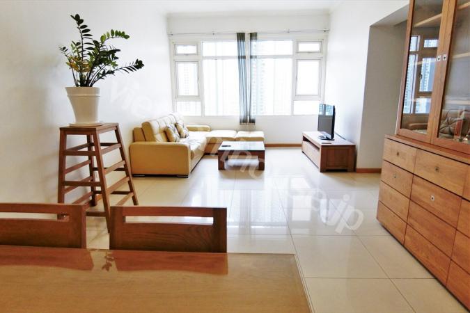 Looking for an apartment for rent? This Saigon Pearl will solve your problem