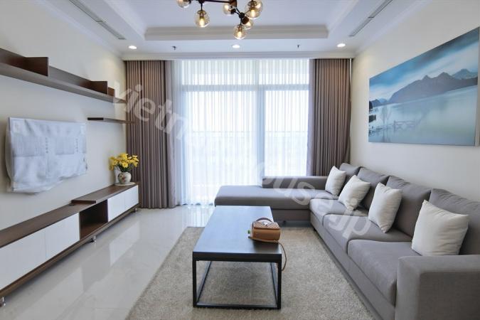 Four-bedroom Vinhomes apartment close proximity to the Central Business District