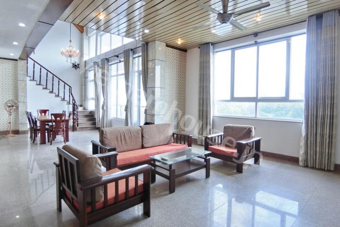 Let's go and enjoy 3-bedroom penthouse apartment is very nice, extremely wide