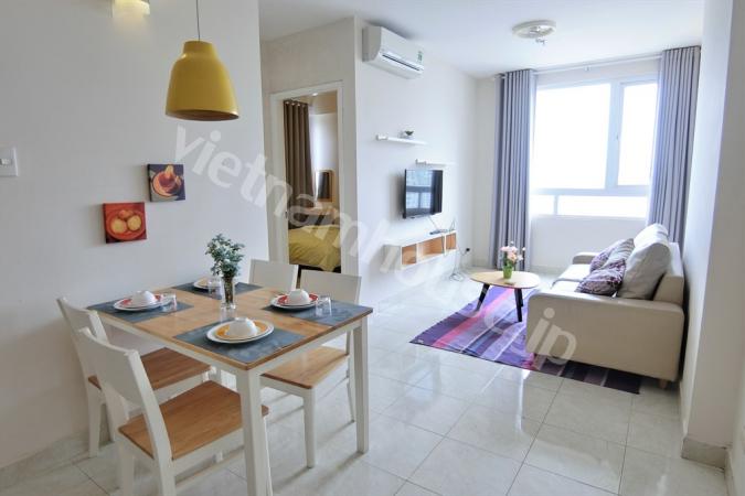 Life easier with two bedroom apartment in the heart of Binh Thanh District
