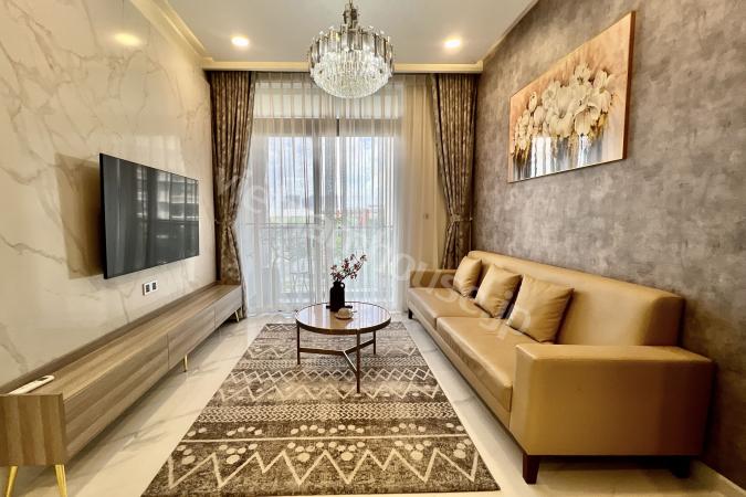 Elegant and stylish 2-bedroom Apartment at Midtown District 7