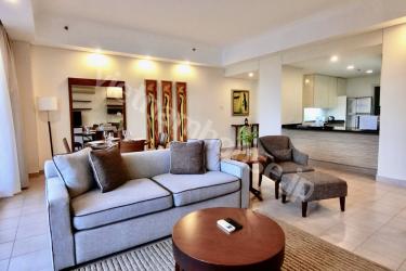 Spacious design serviced apartment for renting @ District 1