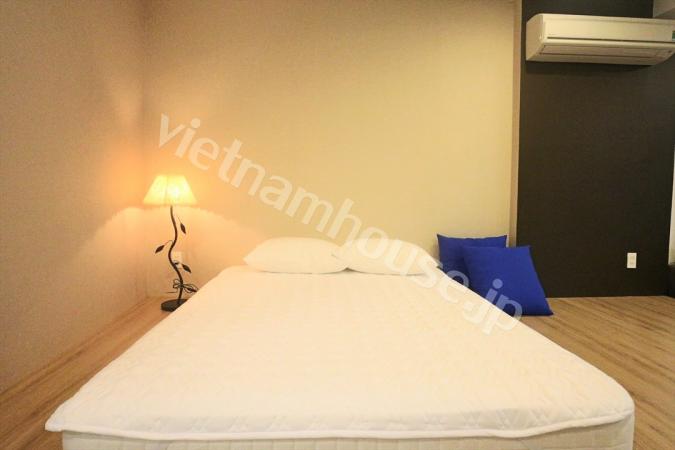 Get your new serviced apartment with nice decor in District 1
