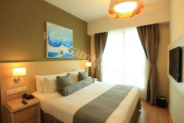 High-class interior serviced apartment near Le Thanh Ton area, District 1.