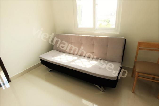 Luxury serviced apartments with spacious courtyard with utility services at Thao Dien Ward. (new owner, commission 70%)
