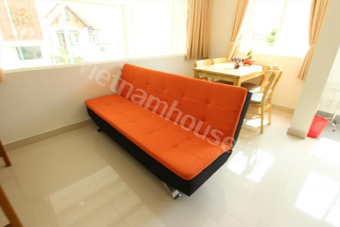 Serviced Apartment with spacious windows at Thao Dien D2 (new owner, commission 70%)