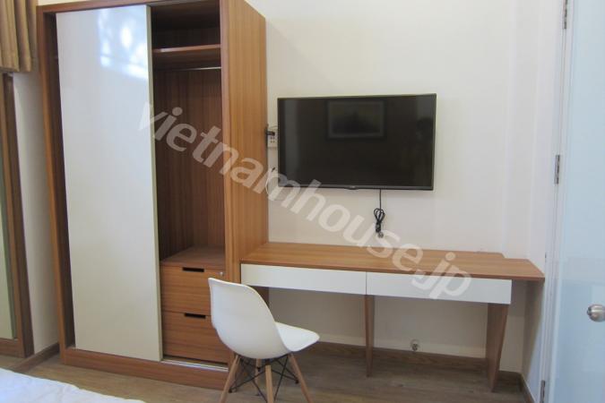 Serviced apartment with full furniture in District 3