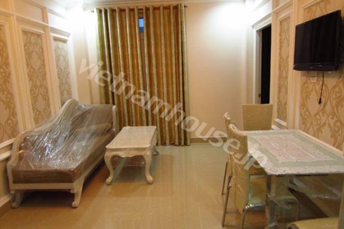 New beautiful 2 bedroom APT on Pham Ngoc Thach Str.