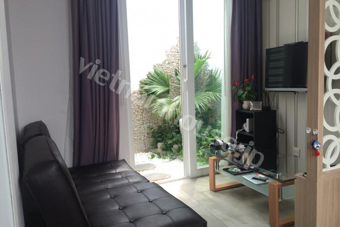 Spacious serviced apartment with airy balcony in District 3