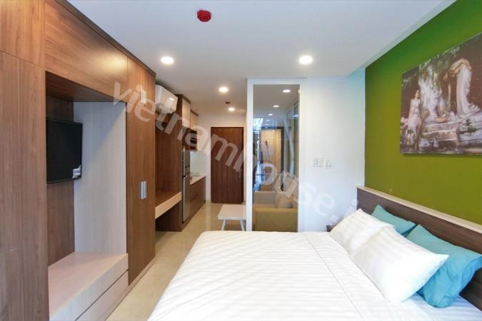 Dynamic studio serviced apartment at district 3 