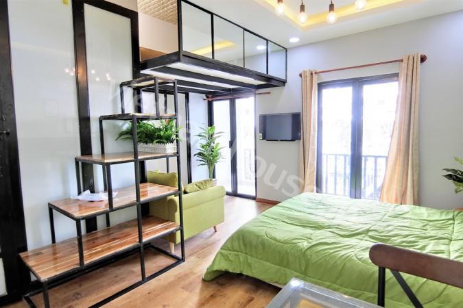 Nature green apartment with a small garret room in District 3 (only office)