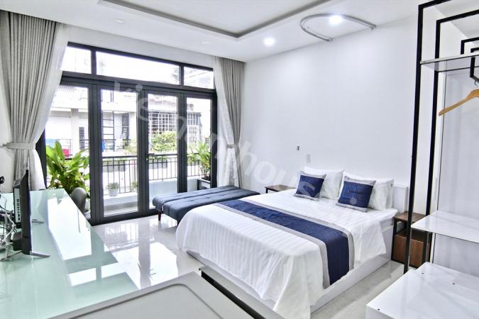 Best location of serviced apartment near 3 districts