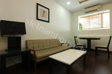 Very nice serviced apartment with sunlight and green area in Binh Thanh District.