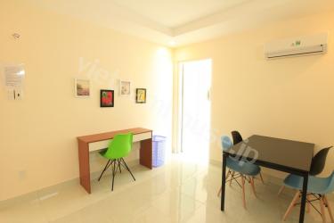 Easy life with one bedroom apartment in Binh Thanh District.