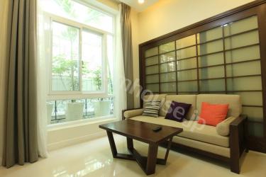 The best thing is living in this nice serviced apartment, Binh Thanh District.