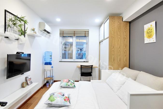 Adorable apartment with full services near Nhieu Loc canal